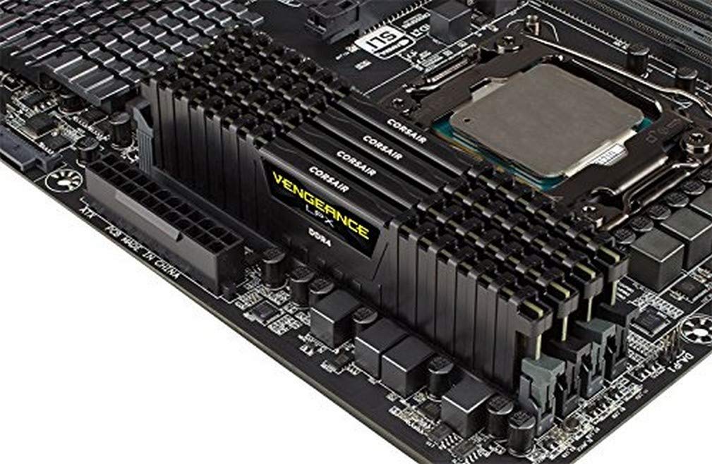 ★CMK32GX4M4Z3200C16 CORSAIR DDR4-3200MHz デスクトップPC用 メモリモジュール VENGEANCE LPX シリーズ 32GB [8GB×4枚] CMK32GX4M4Z3200C16